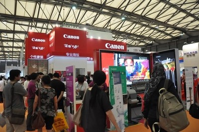 打印不設限 色彩更專業 數字廣告制作的新紀元